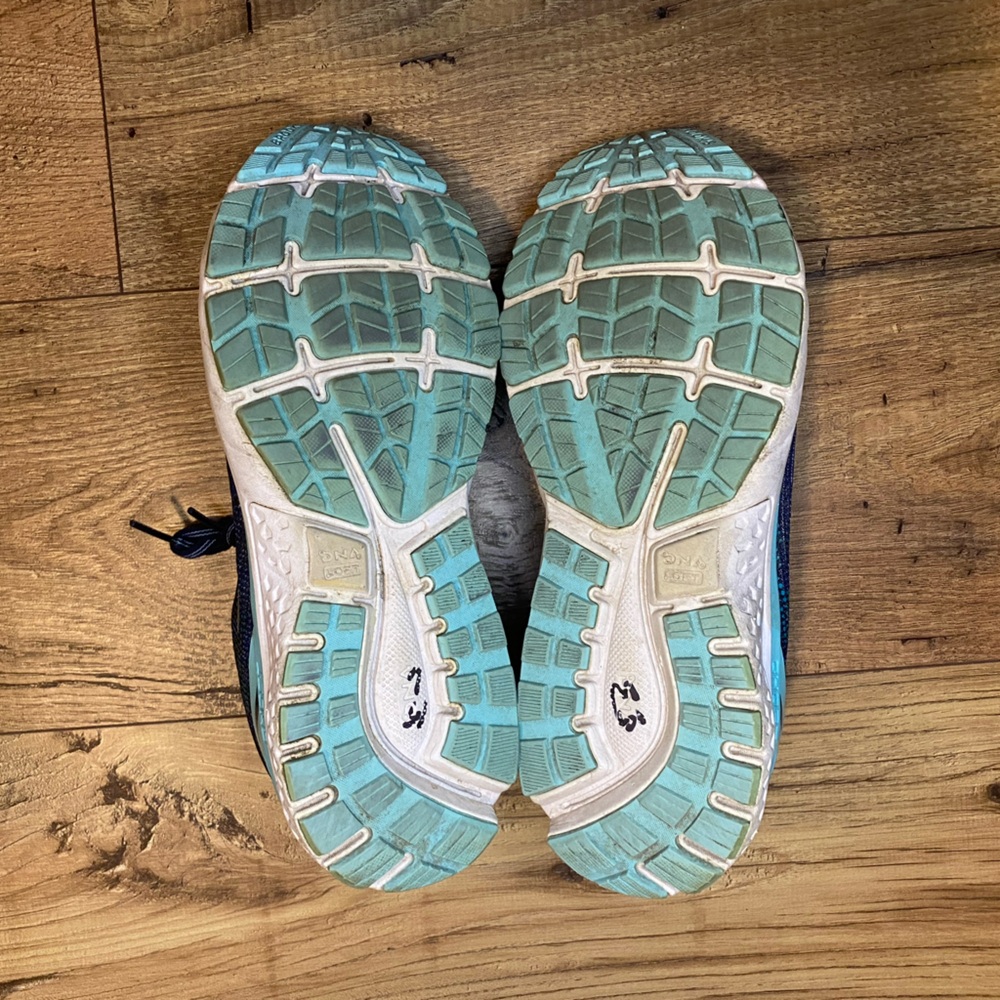 Brooks Ghost 11 women's running shoes in a blue and aqua colorway Size 11 - Picture 3 of 4